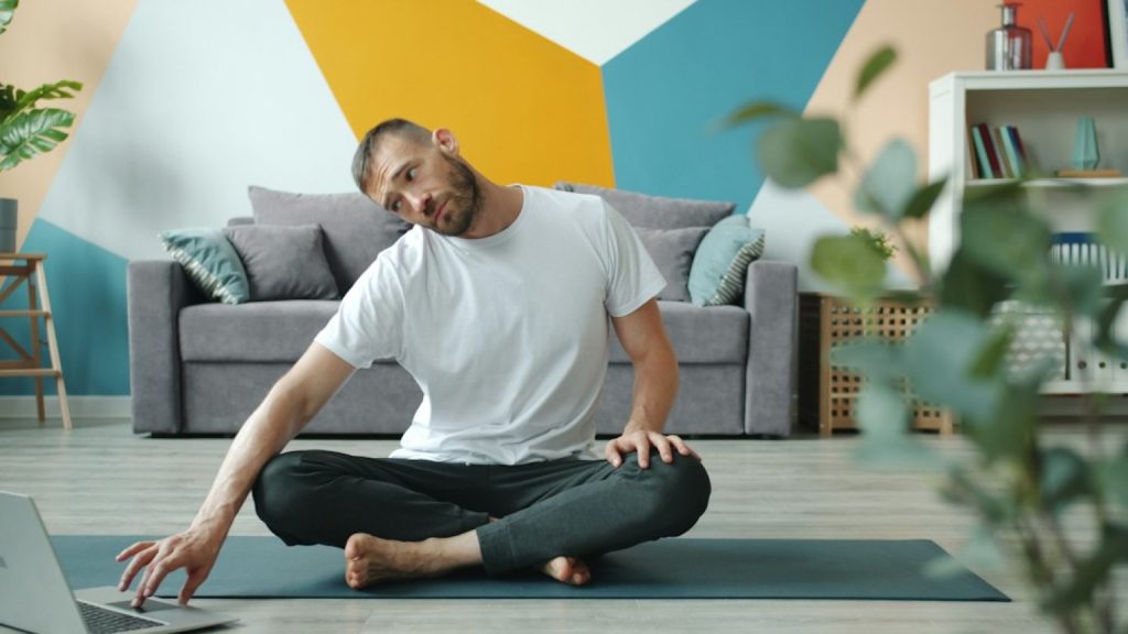 Routine force et mobilité pour hommes 30–60 ans