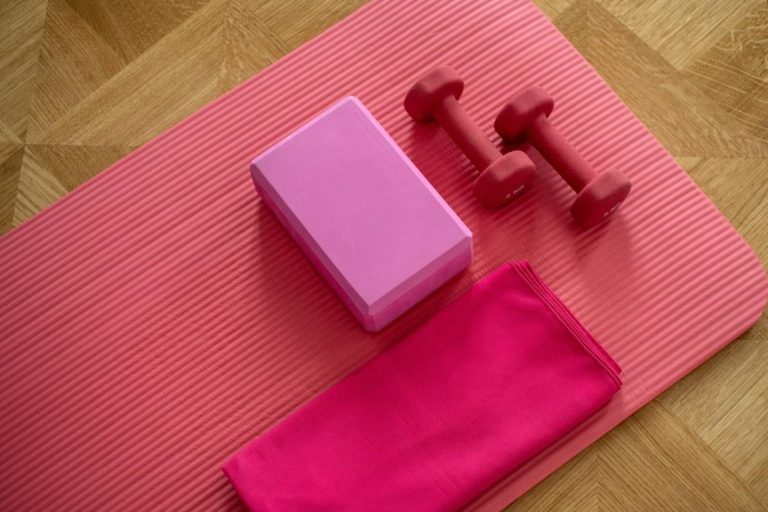 Équipement de base pour s&rsquo;entraîner à la maison — guide