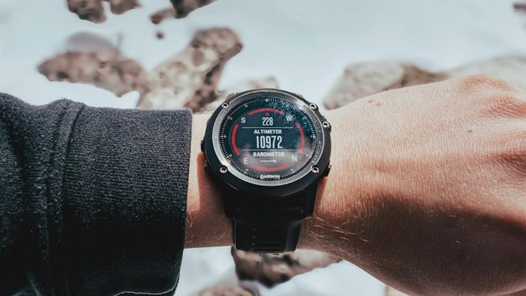 Garmin ou Polar : quel tracker pour le suivi d&rsquo;entraînement