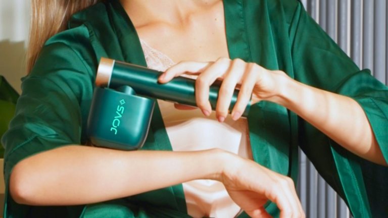 Therabody ou Hyperice : quel pistolet de massage choisir ?
